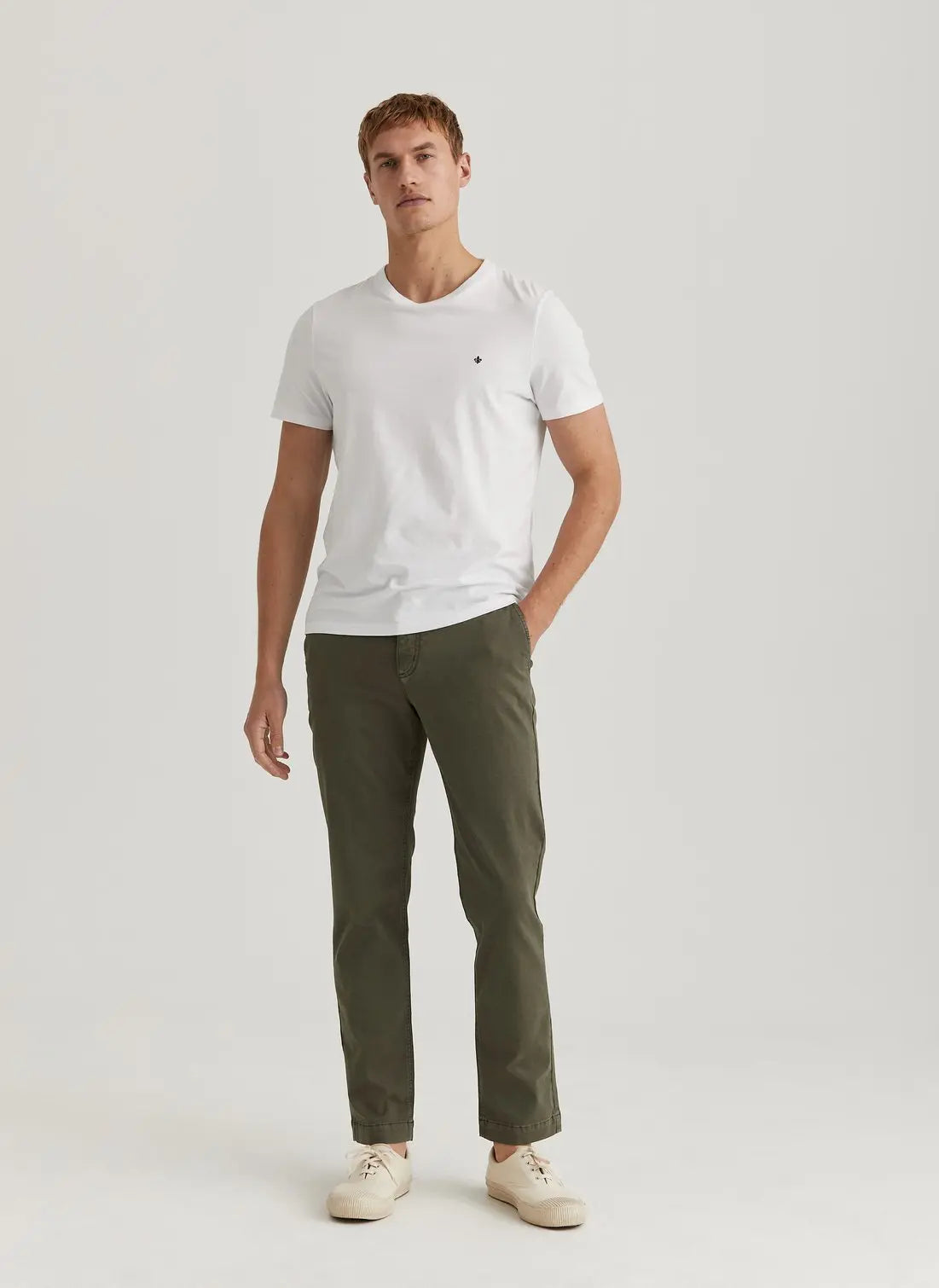 JEFFREY BRUSHED CHINOS, OLIVEN