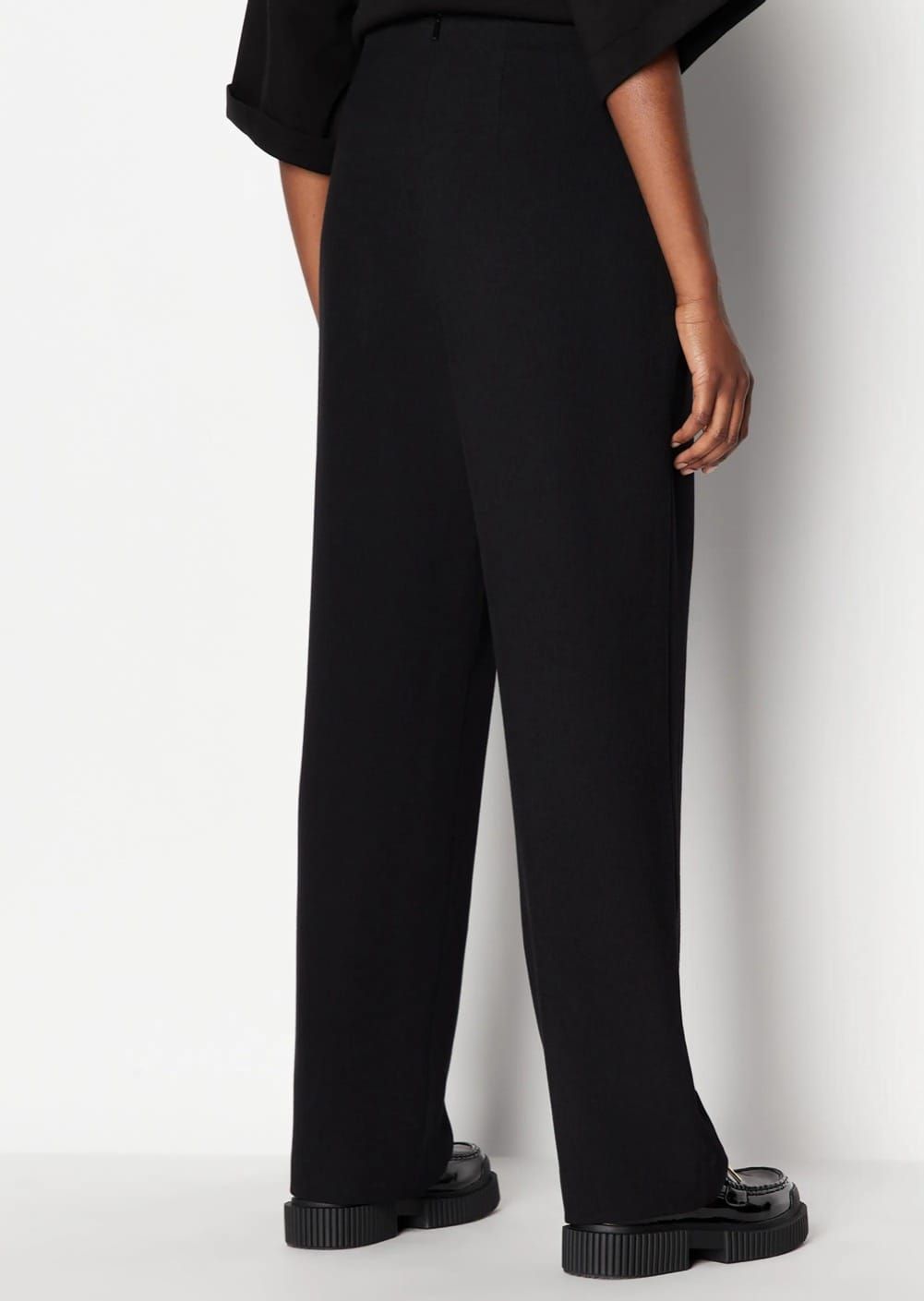 Woman Woven Trouser (black)