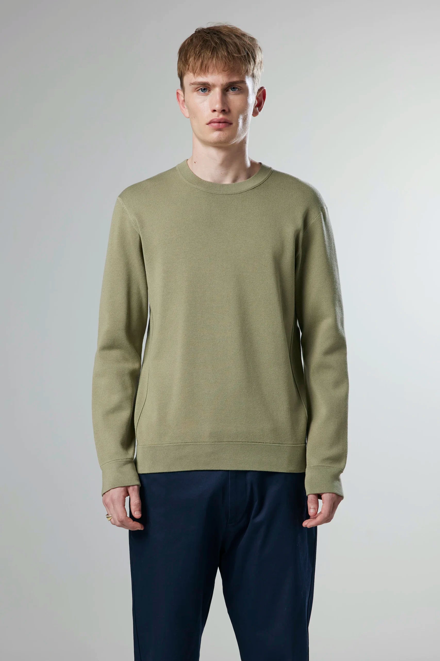 Luis 6430, Pale Green