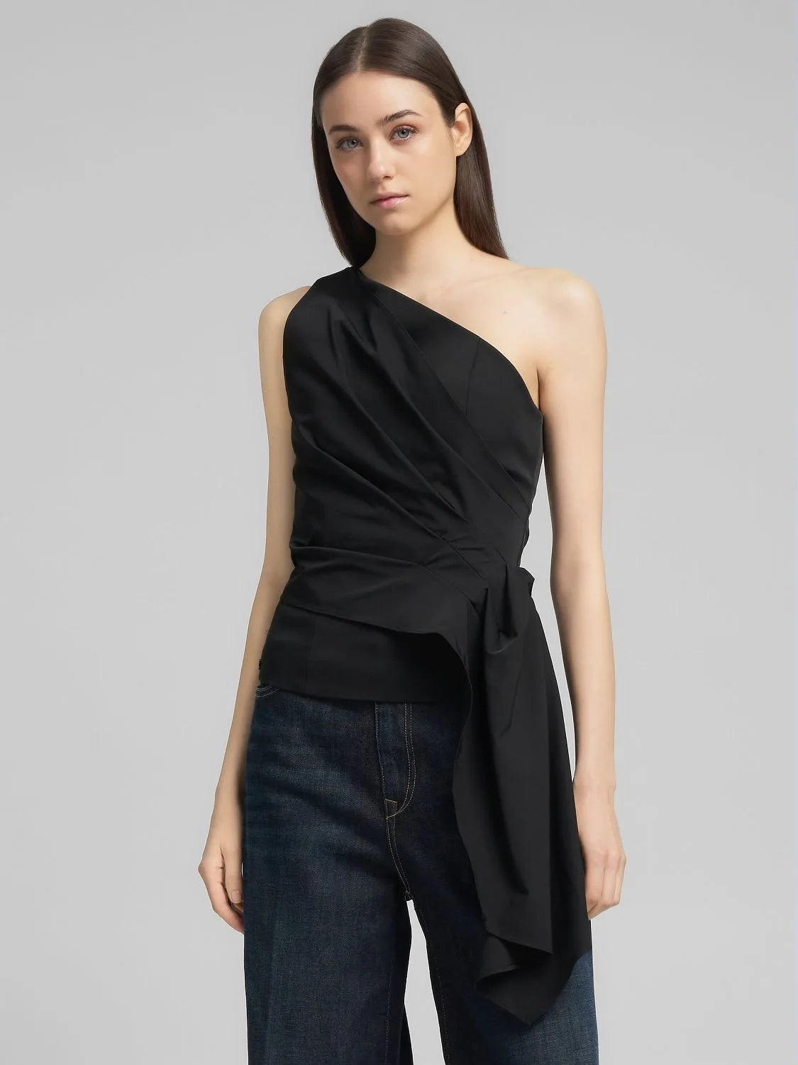 ONE-SHOULDER TOP W/SASH BELT, BLACK