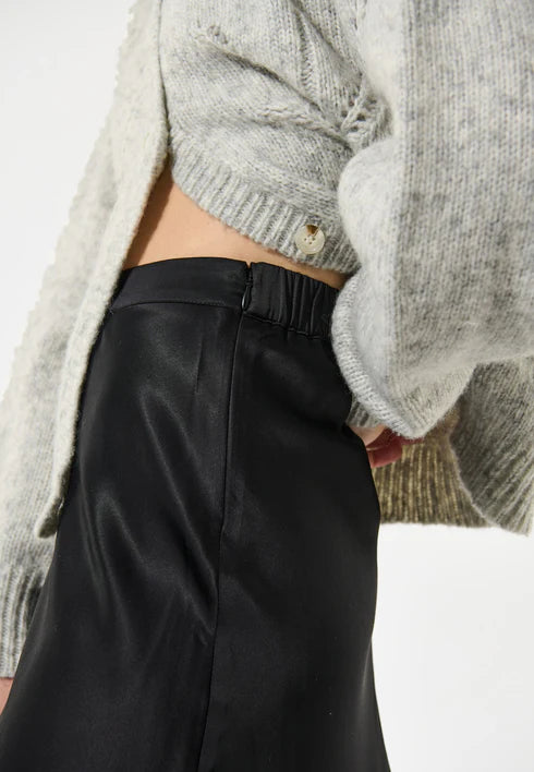 KELA SATIN SKIRT, BLACK