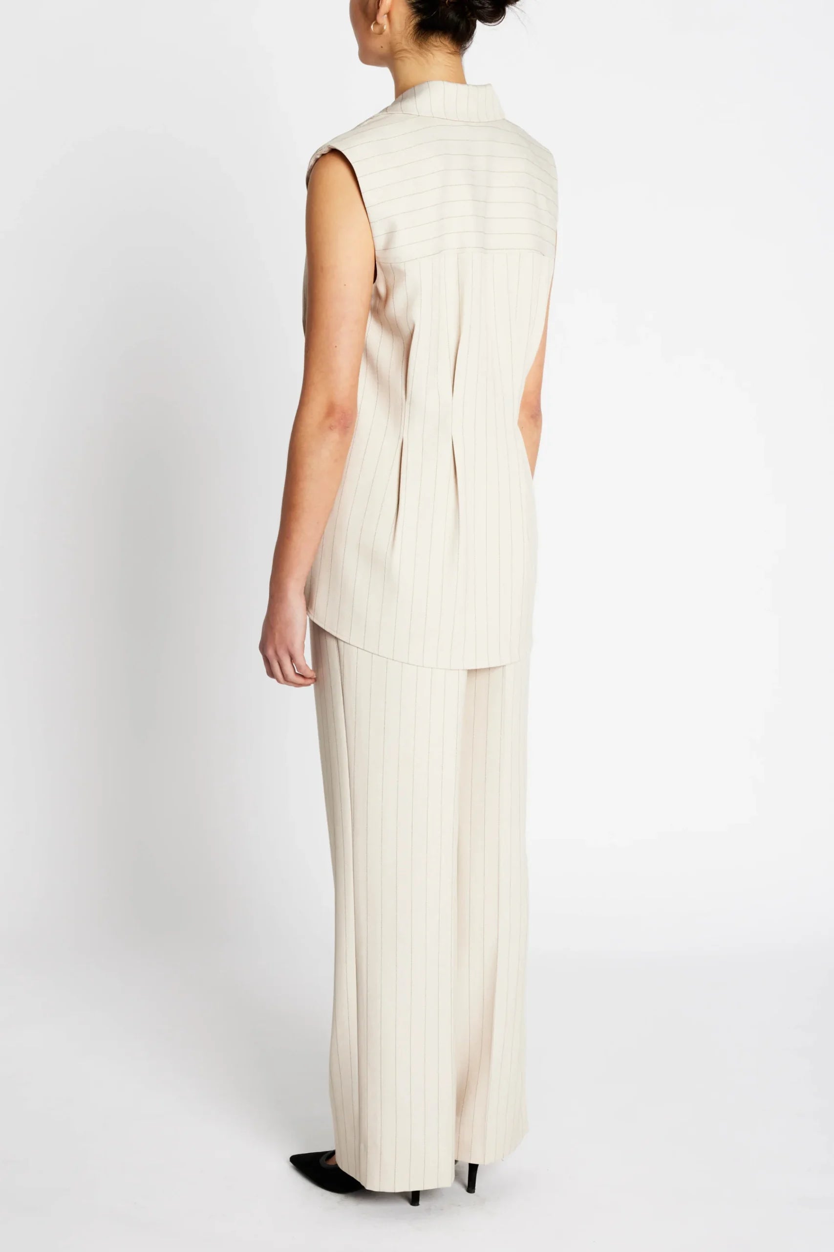 ApricotBBEleza Pants, Light Grey Stripes