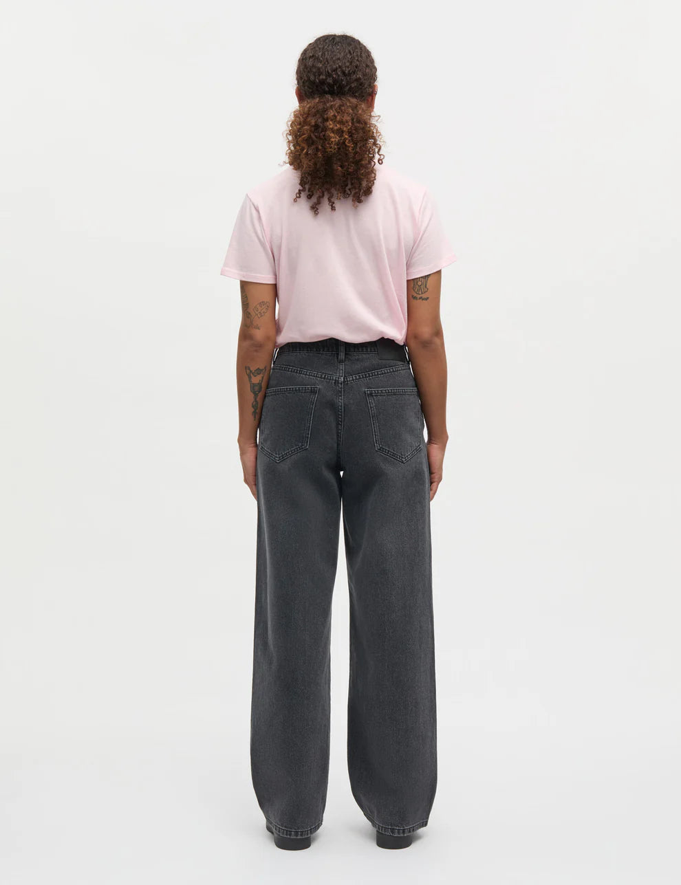 TRENDA TEE, BLUSHING BRIDE