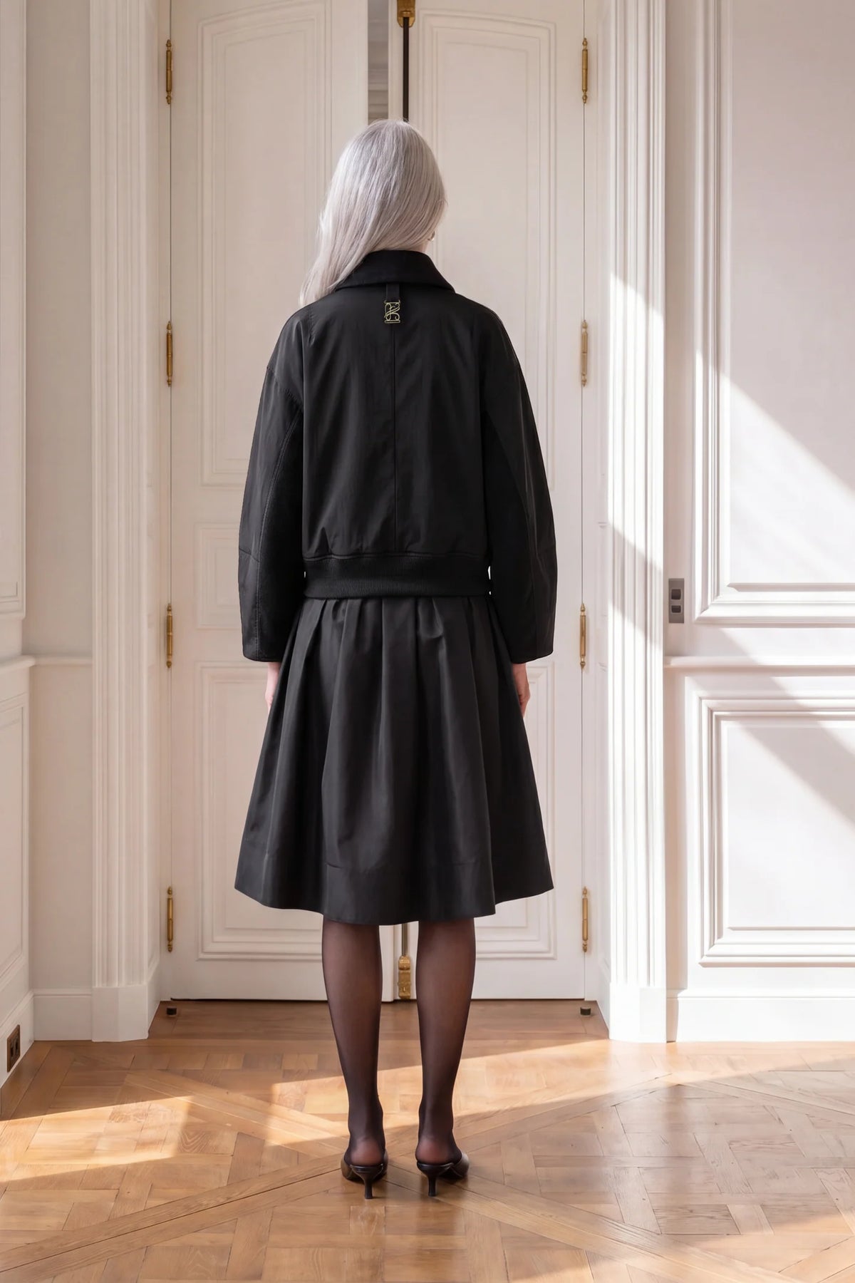 TANIA SHORT JACKET, BLACK