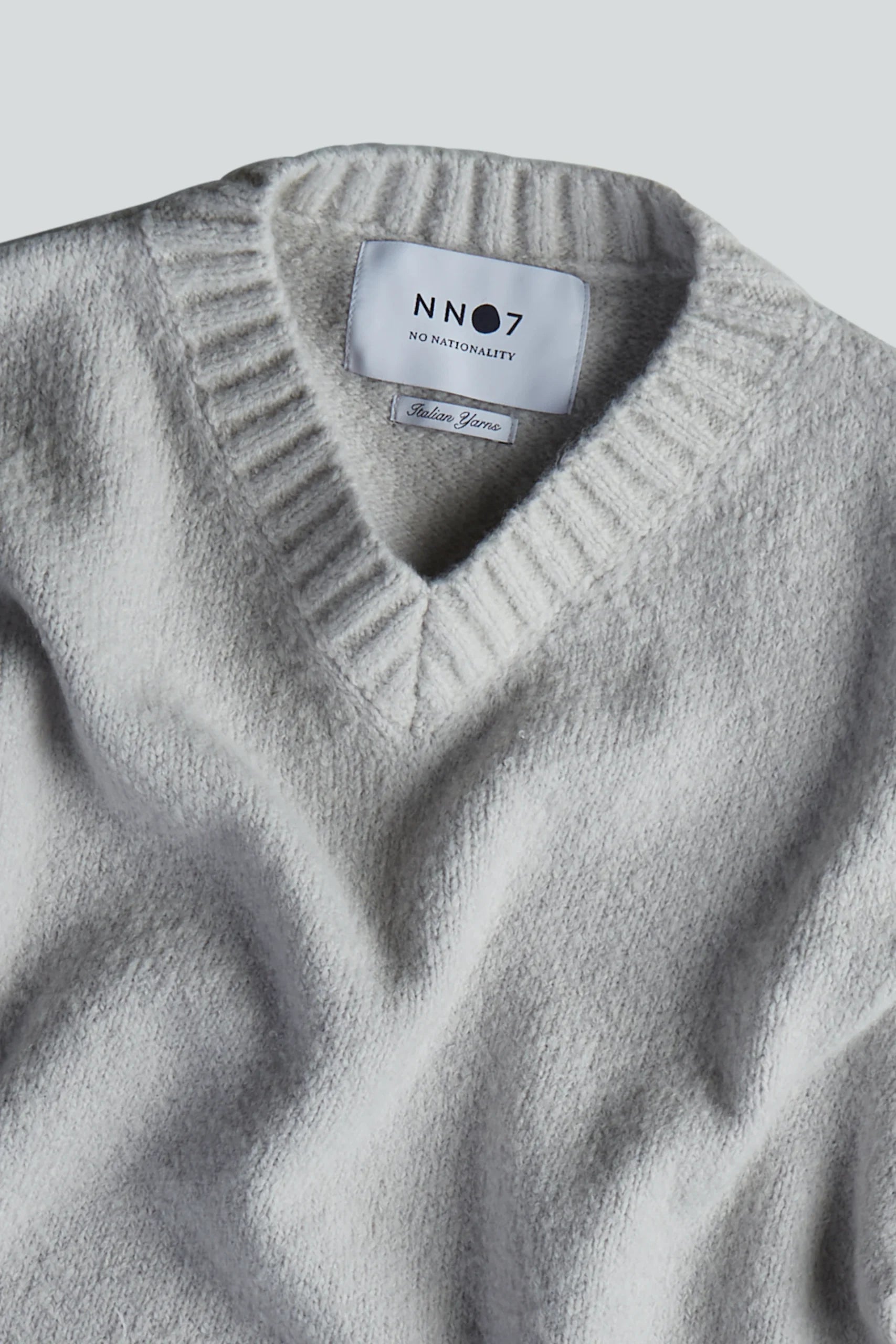 Greyson v-neck 6466, grey