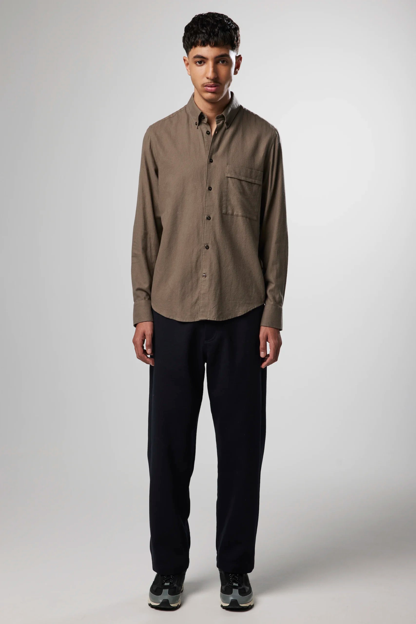 Arne BD 5159, Dark Clay