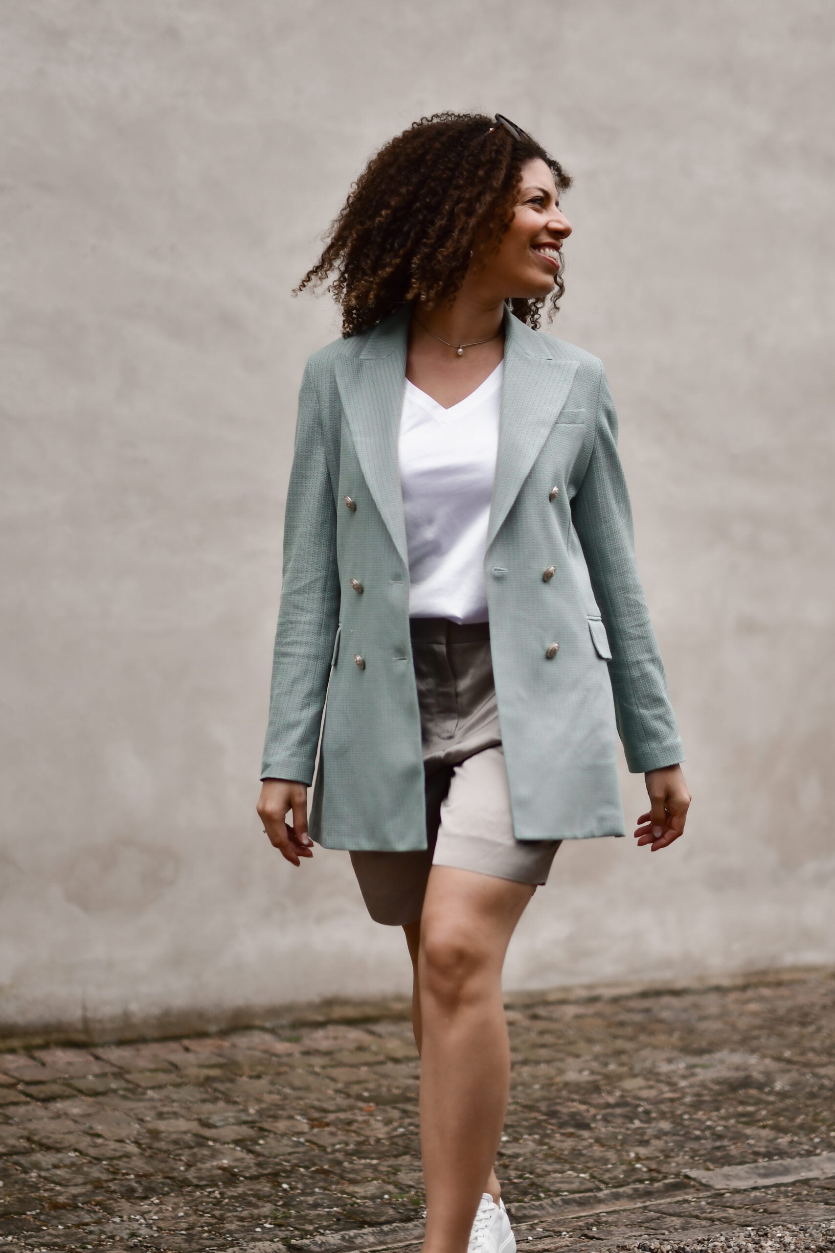 Blazer D. Breasted, Acquamarina