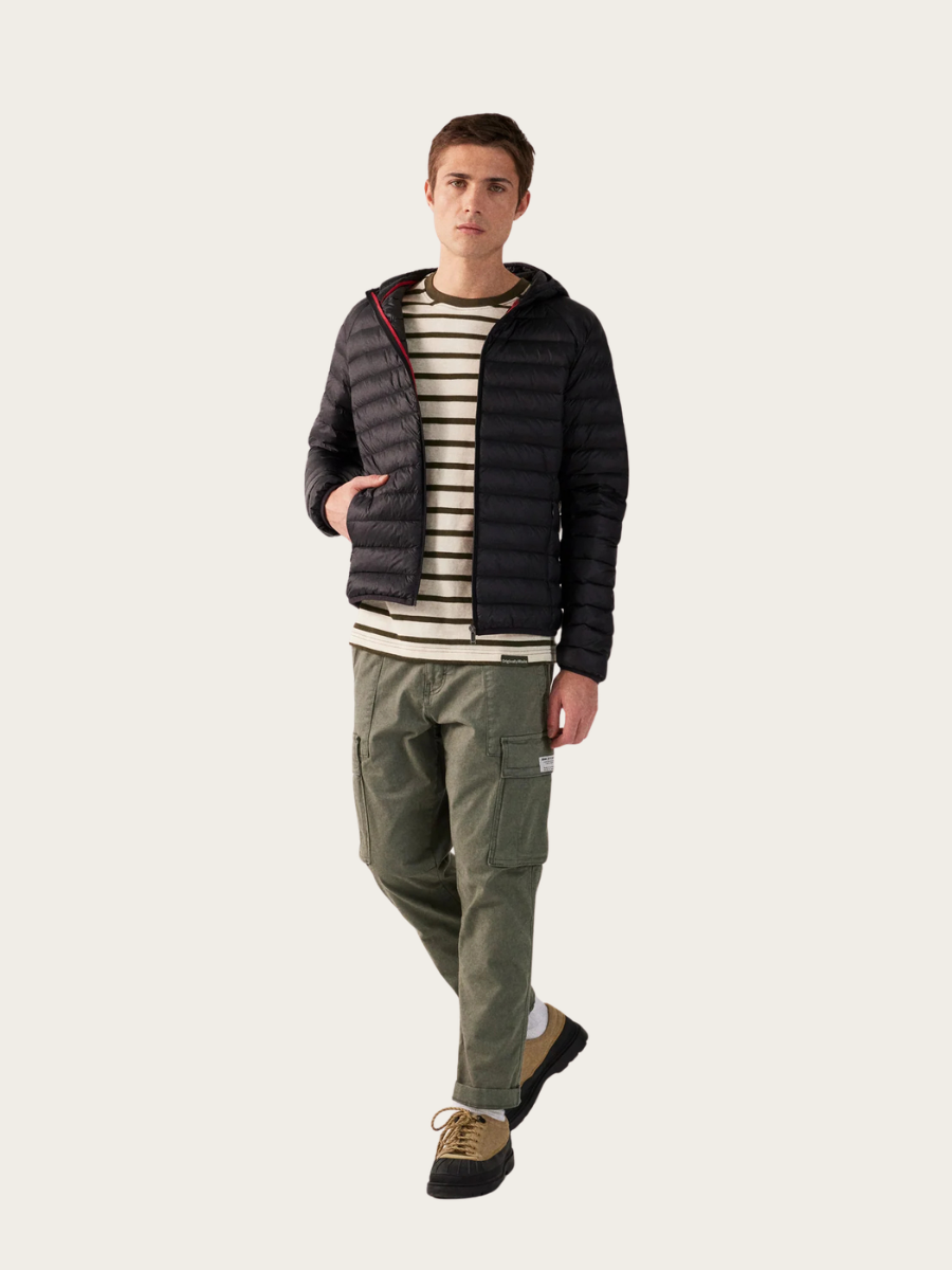 LIGHTWEIGHT DOWN JACKET, BLACK