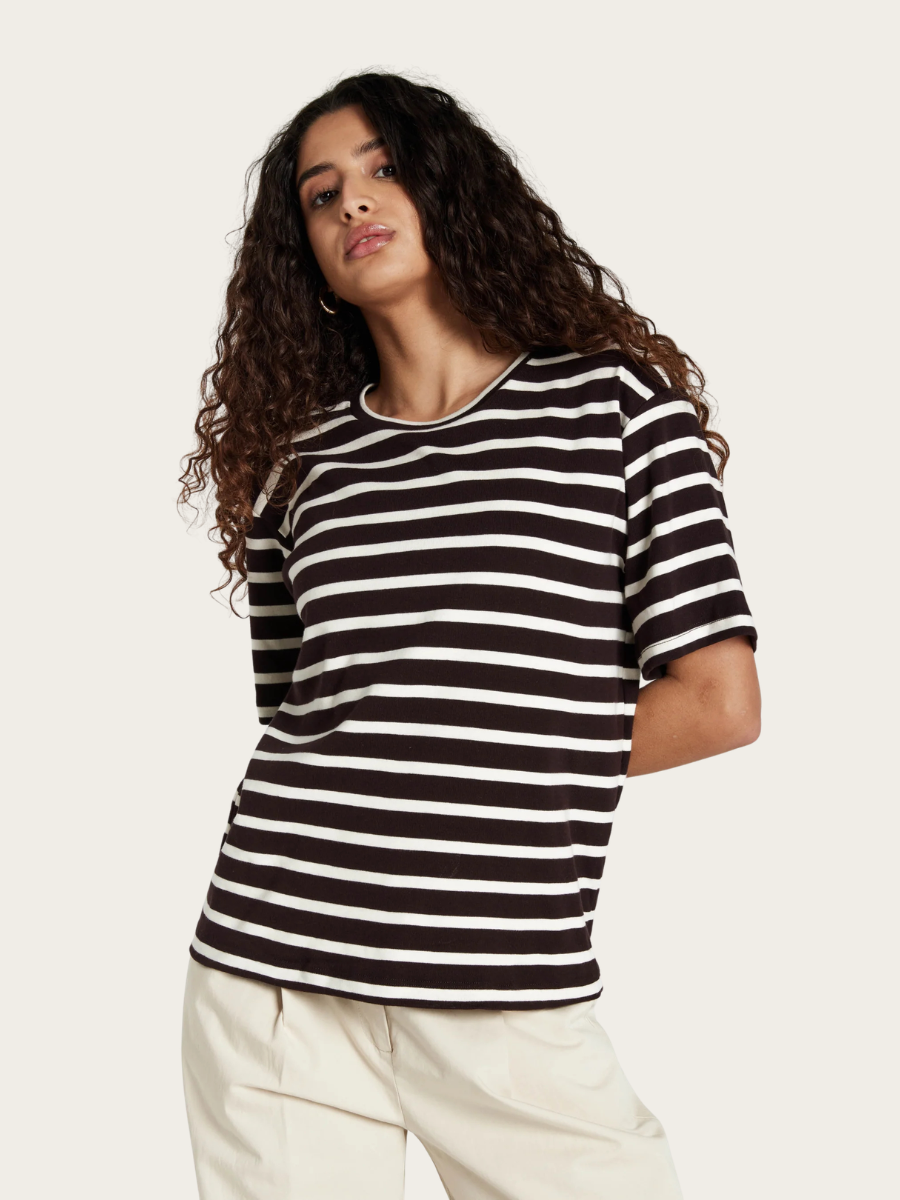IGUANURA BASIC TEE, BROWN STRIPE