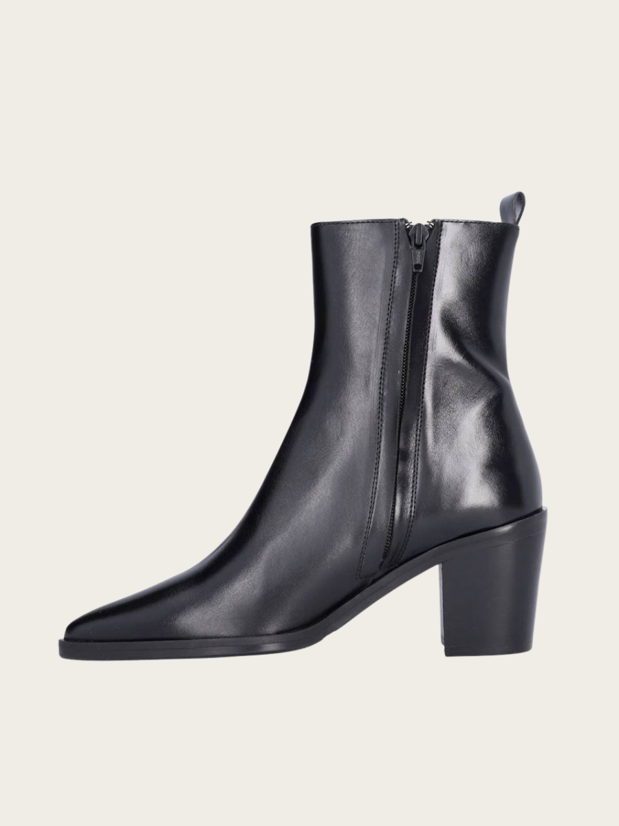 LEATHER BOOT, BLACK