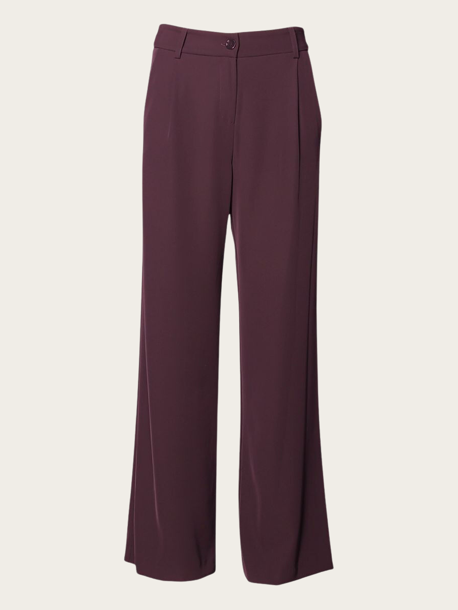 SLANKEBUKS, VINO
