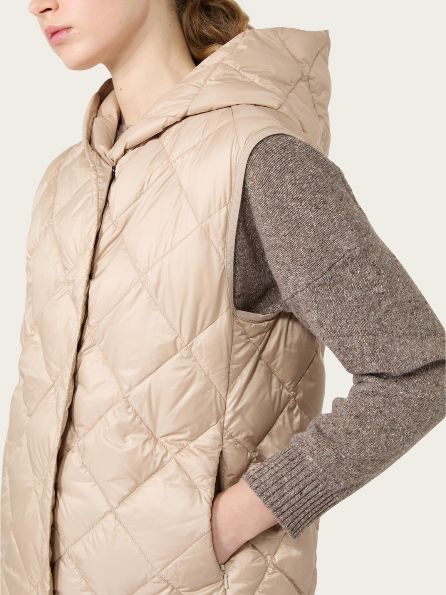 GIOCHI QUILTED WAISTCOAT, IVORY