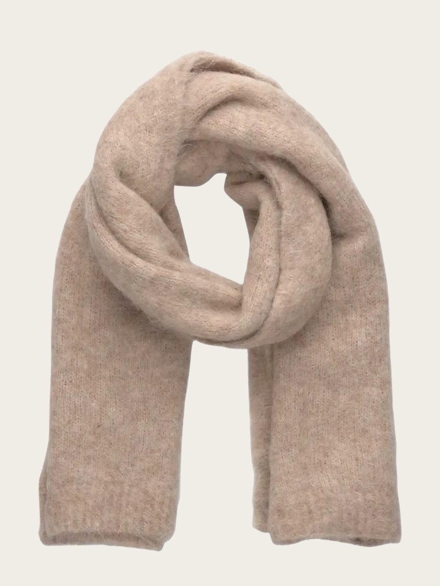 FURRY ALPACA SCARF, OAT MELANGE
