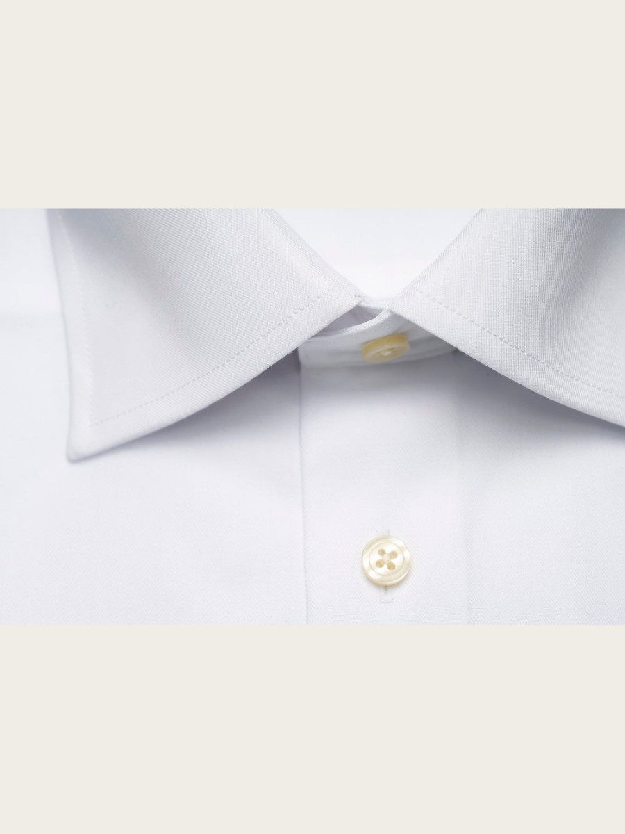 DEN HVIDE SKJORTE, UDG, WHITE