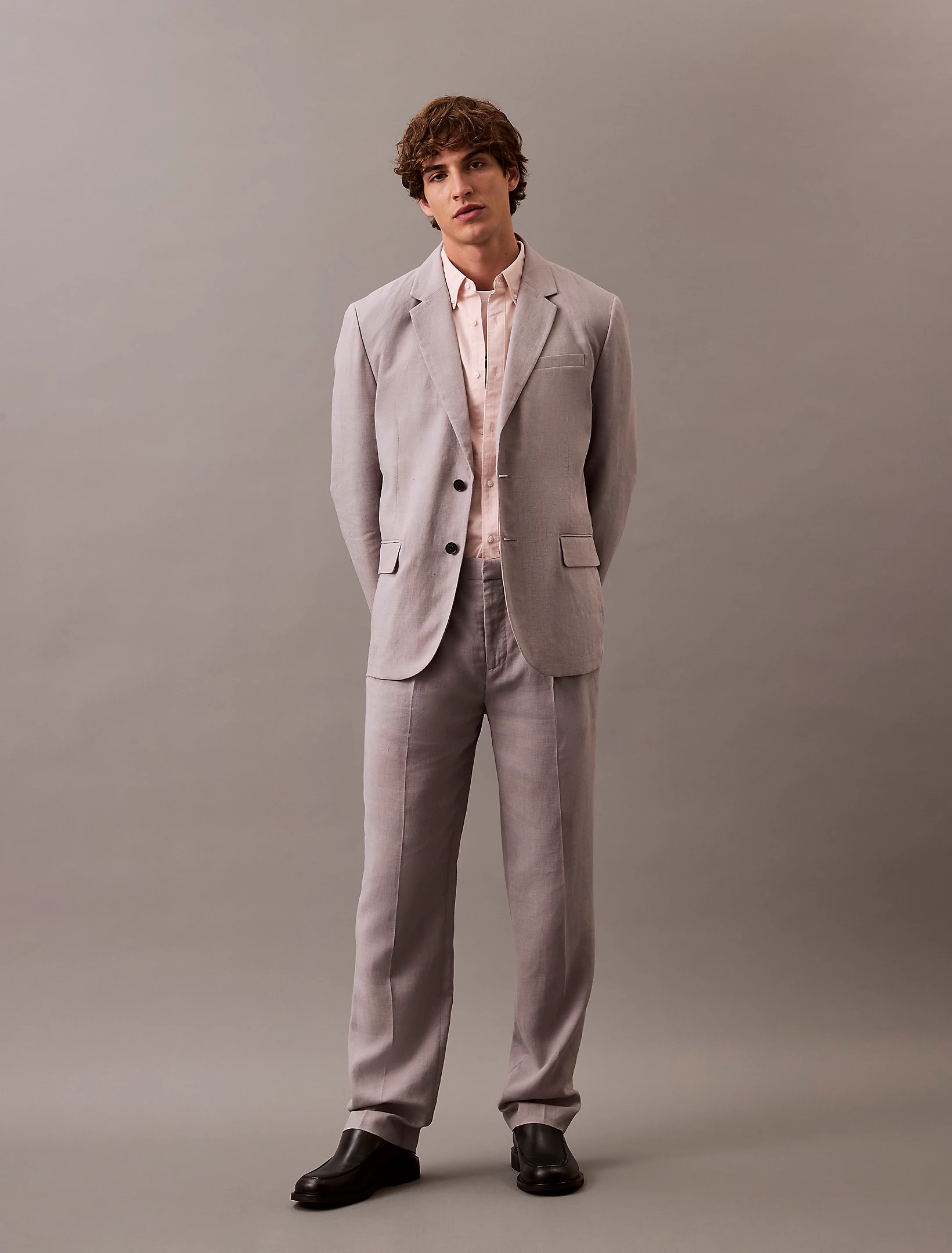 Traveler Linen Pleated Trousers, Formal Gray